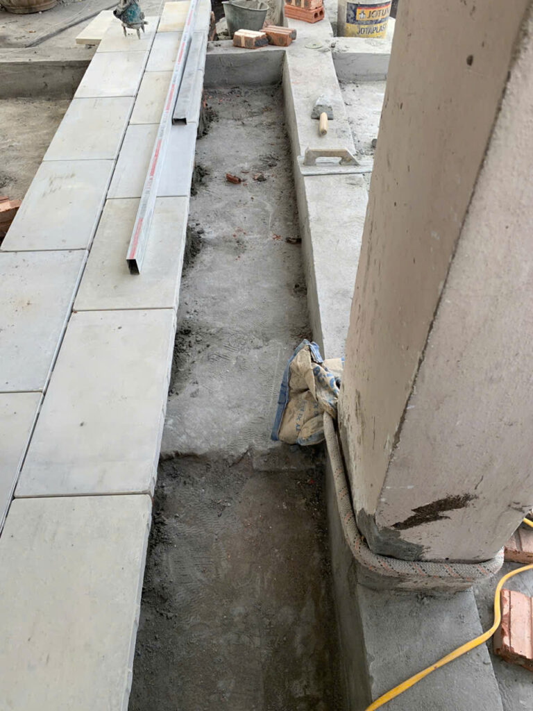 Sửa nhà trọn gói - Lát gạch chống nóng